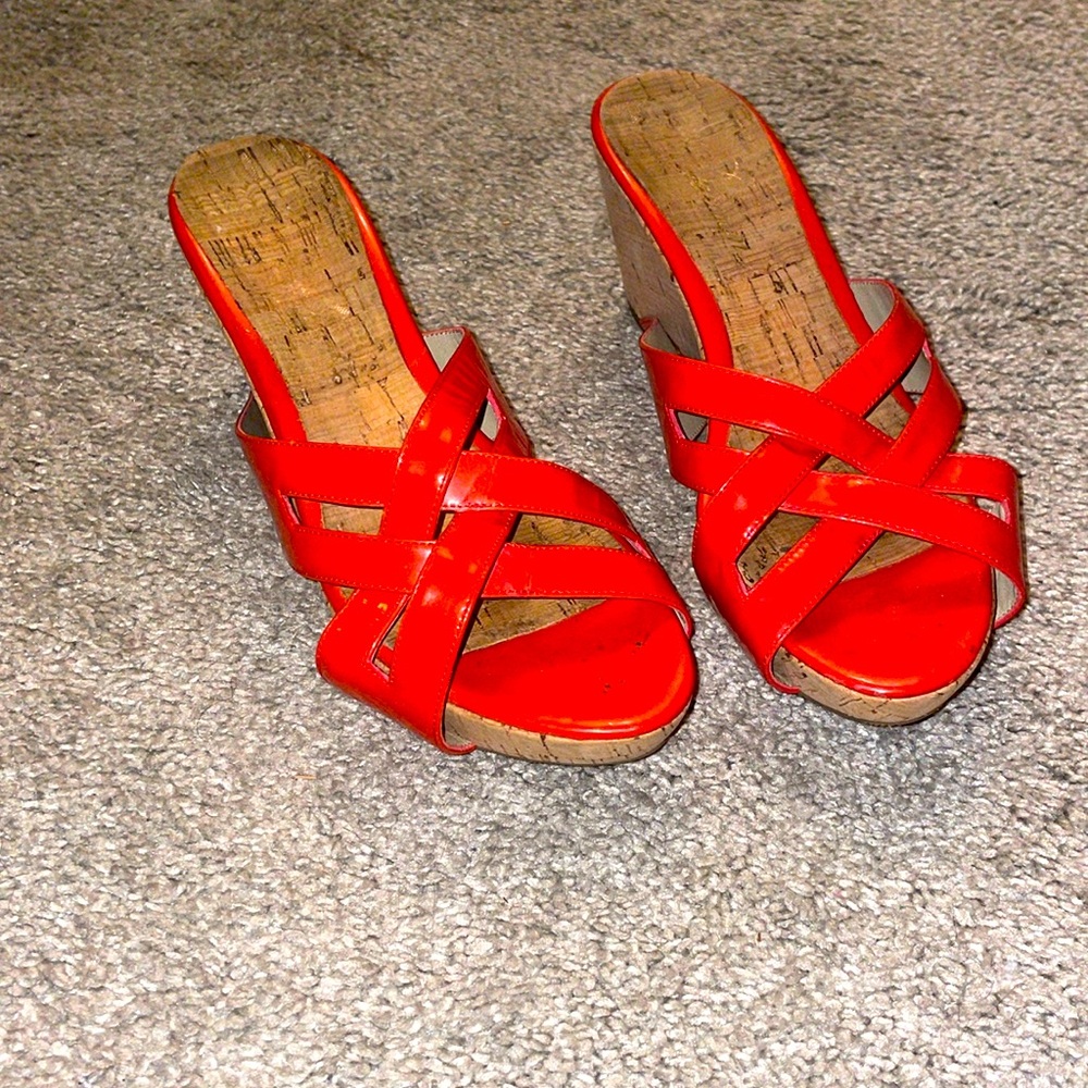 Vintage Delman red patent wedge sandals size 7.5
